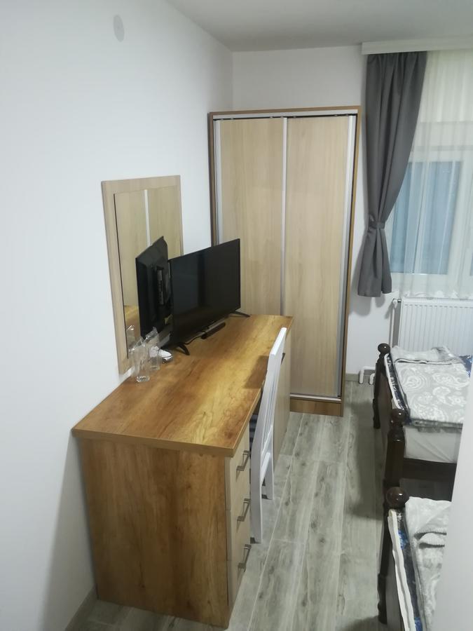 Karavan 123 Raska Экстерьер фото