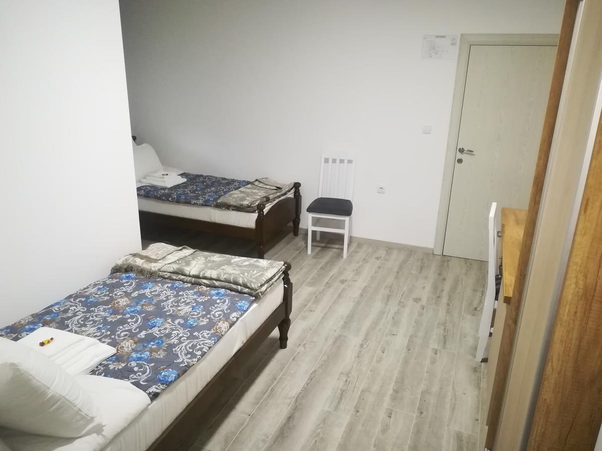 Karavan 123 Raska Экстерьер фото