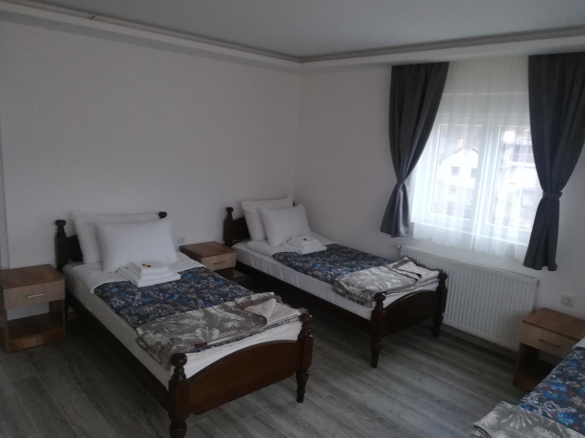 Karavan 123 Raska Экстерьер фото